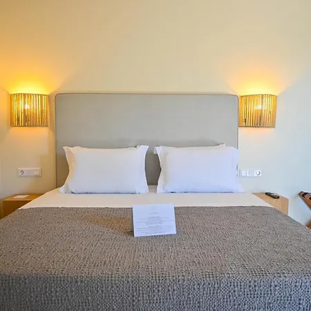 Schinoza Luxury Schoinoussa