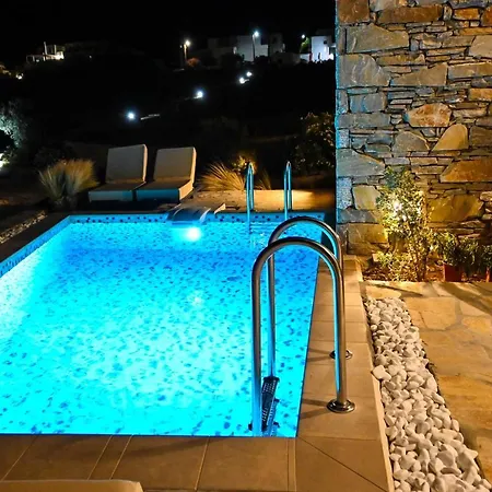 Schinoza Luxury Schoinoussa