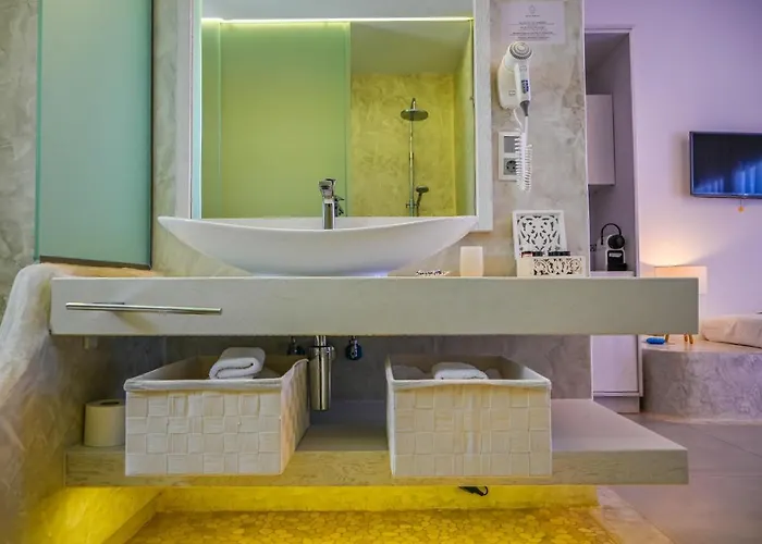 ゲストハウス Schinoza Luxury 4*