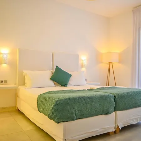 Schinoza Luxury Schoinoussa