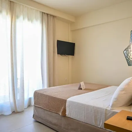 Pensión Schinoza Luxury 4*