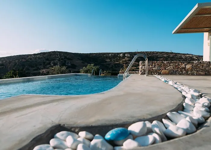 Schinoza Luxury Konukevi 4*